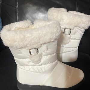 White Faux Fur Winter Boots
